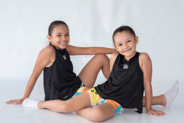 Blusa cruzada negra